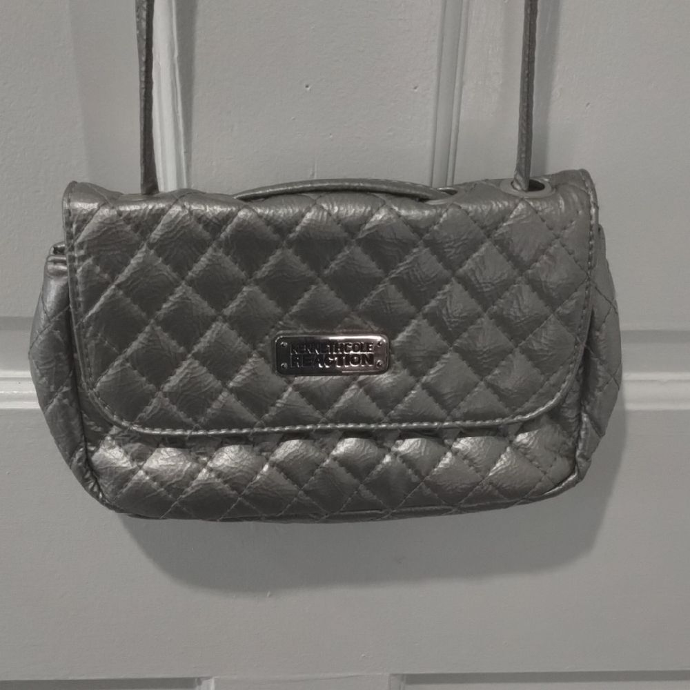 Kenneth Cole Reaction Silver Quilted Crossbody Bag